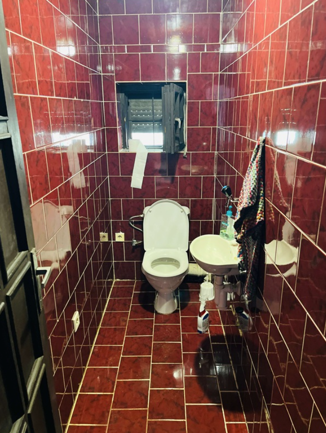 chata_jaraba_wc